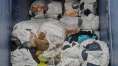 FOTO: România ”importă” deșeuri - Peste 35.500 de kg de deşeuri, oprite la intrarea în ţară. Au fost constatate nereguli în documente